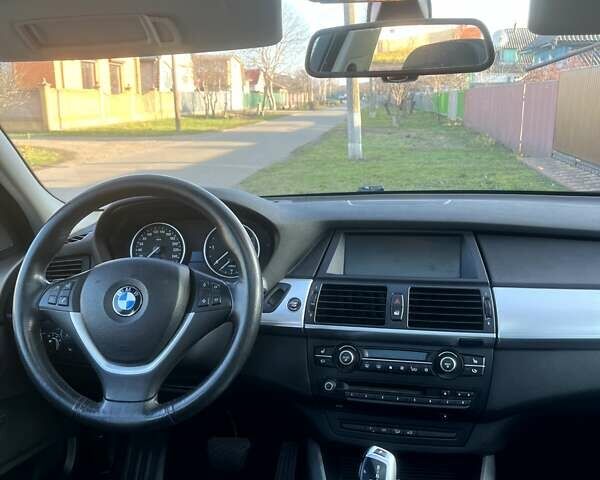 Серый БМВ Х5, объемом двигателя 3 л и пробегом 268 тыс. км за 16900 $, фото 20 на Automoto.ua