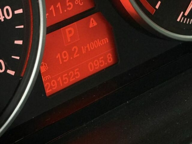 БМВ Х5 2009 в Одессе на Automoto.ua Серый БМВ Х5, объемом двигателя 4.8 л и пробегом 291 тыс. км за 9500 $, фото 23 на Automoto.ua