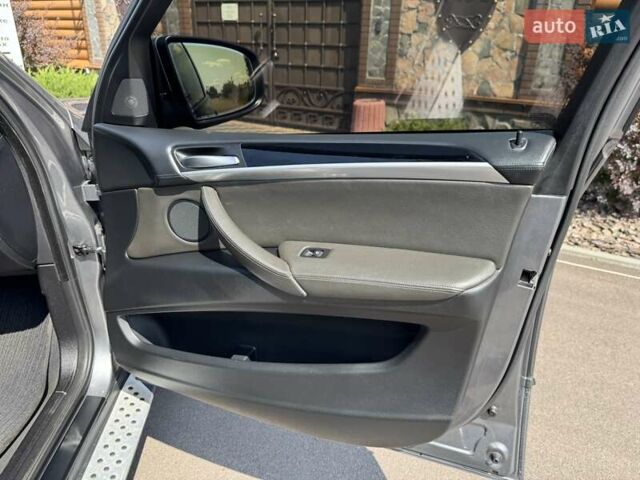 Серый БМВ Х5, объемом двигателя 4.8 л и пробегом 218 тыс. км за 11900 $, фото 51 на Automoto.ua