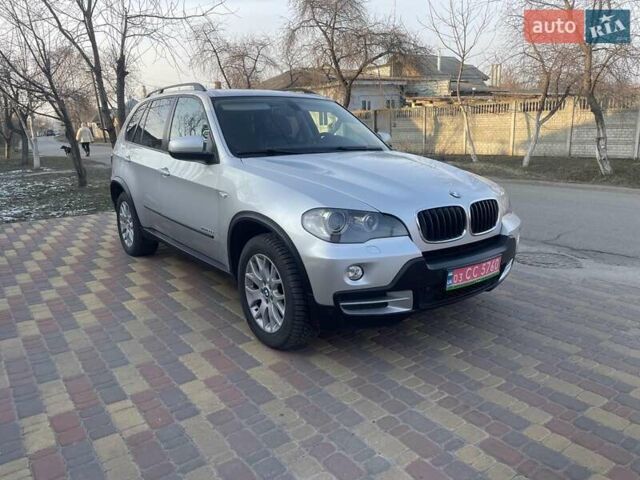 Серый БМВ Х5, объемом двигателя 3 л и пробегом 265 тыс. км за 16700 $, фото 1 на Automoto.ua