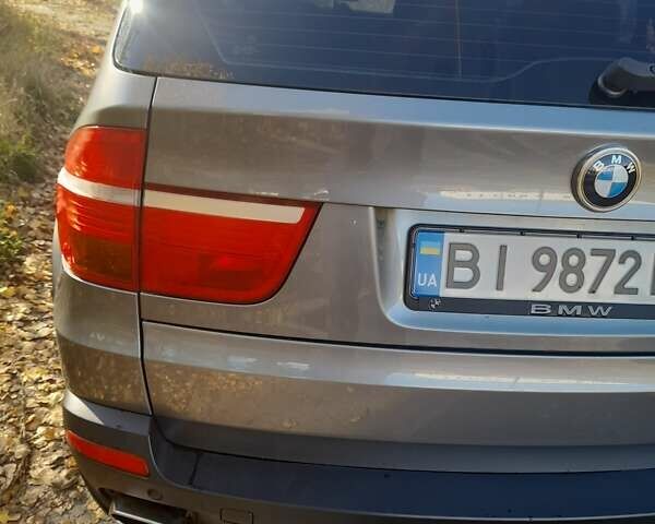 Серый БМВ Х5, объемом двигателя 3 л и пробегом 160 тыс. км за 17300 $, фото 31 на Automoto.ua