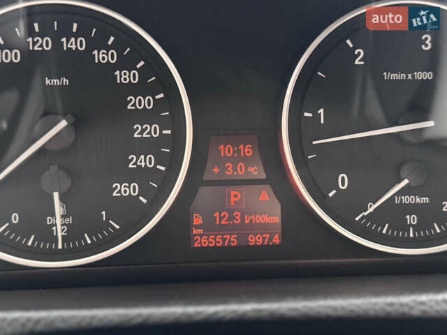 Сірий БМВ Х5, об'ємом двигуна 3 л та пробігом 265 тис. км за 16500 $, фото 77 на Automoto.ua