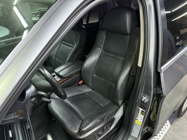 БМВ Х5 2009 в Одессе на Automoto.ua Серый БМВ Х5, объемом двигателя 4.8 л и пробегом 291 тыс. км за 9500 $, фото 16 на Automoto.ua