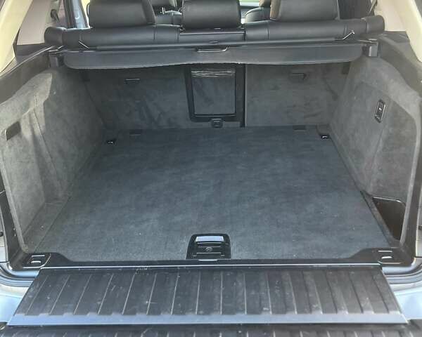 Серый БМВ Х5, объемом двигателя 3 л и пробегом 268 тыс. км за 16900 $, фото 13 на Automoto.ua