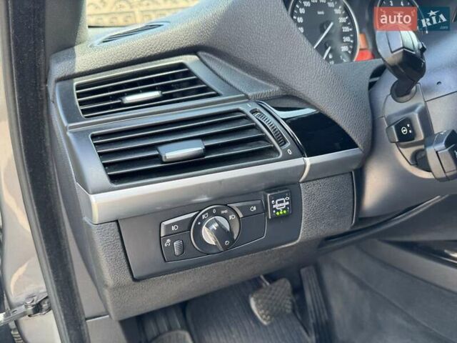 Серый БМВ Х5, объемом двигателя 4.8 л и пробегом 218 тыс. км за 11900 $, фото 36 на Automoto.ua