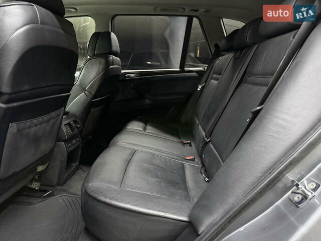 БМВ Х5 2009 в Одессе на Automoto.ua Серый БМВ Х5, объемом двигателя 4.8 л и пробегом 291 тыс. км за 9500 $, фото 23 на Automoto.ua
