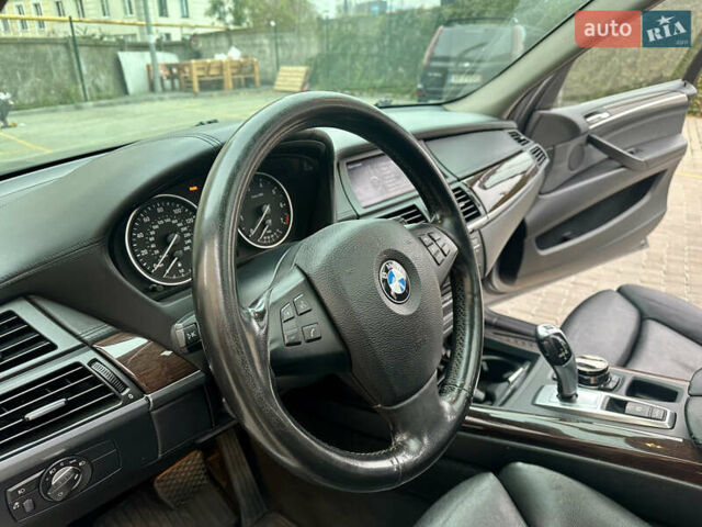Серый БМВ Х5, объемом двигателя 4.8 л и пробегом 291 тыс. км за 10900 $, фото 33 на Automoto.ua