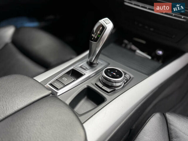Сірий БМВ Х5, об'ємом двигуна 3 л та пробігом 265 тис. км за 16500 $, фото 71 на Automoto.ua