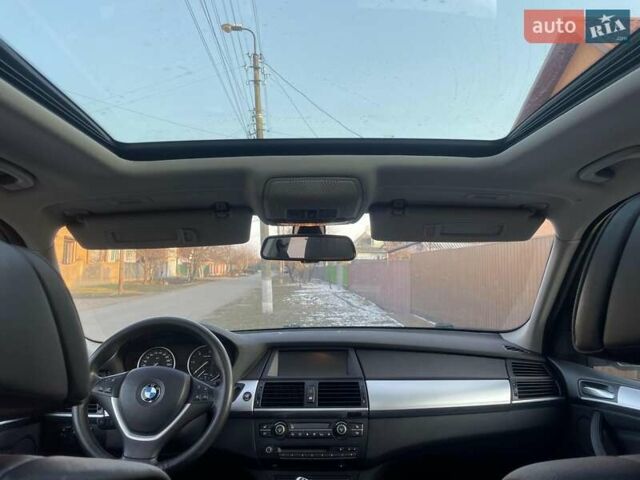 Серый БМВ Х5, объемом двигателя 3 л и пробегом 265 тыс. км за 16700 $, фото 22 на Automoto.ua