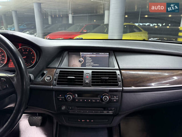 БМВ Х5 2009 в Одессе на Automoto.ua Серый БМВ Х5, объемом двигателя 4.8 л и пробегом 291 тыс. км за 9500 $, фото 26 на Automoto.ua
