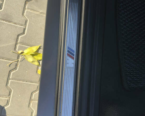 Серый БМВ Х5, объемом двигателя 3 л и пробегом 190 тыс. км за 18900 $, фото 28 на Automoto.ua