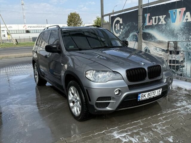 Серый БМВ Х5, объемом двигателя 3 л и пробегом 190 тыс. км за 16000 $, фото 5 на Automoto.ua