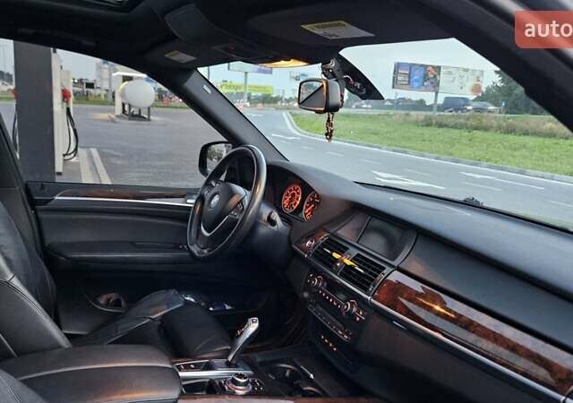 Серый БМВ Х5, объемом двигателя 3 л и пробегом 306 тыс. км за 12250 $, фото 24 на Automoto.ua