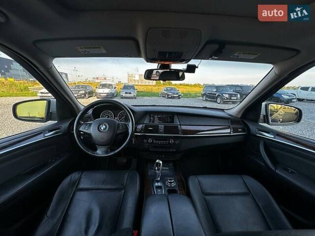 Серый БМВ Х5, объемом двигателя 3 л и пробегом 223 тыс. км за 12790 $, фото 31 на Automoto.ua