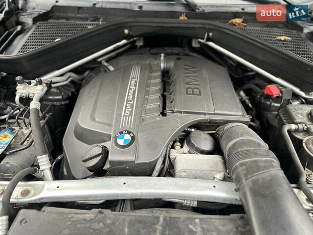 Сірий БМВ Х5, об'ємом двигуна 3 л та пробігом 290 тис. км за 11950 $, фото 19 на Automoto.ua