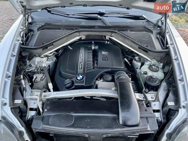Серый БМВ Х5, объемом двигателя 2.98 л и пробегом 255 тыс. км за 15000 $, фото 35 на Automoto.ua