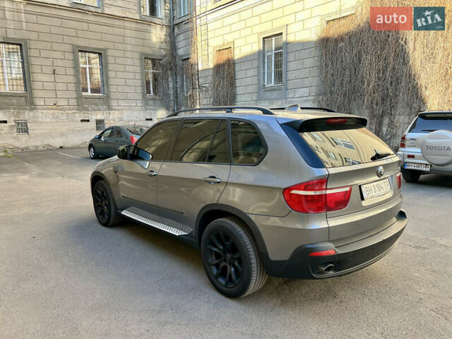 Сірий БМВ Х5, об'ємом двигуна 3 л та пробігом 295 тис. км за 11500 $, фото 2 на Automoto.ua