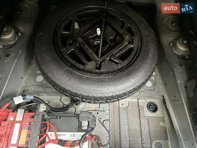 Сірий БМВ Х5, об'ємом двигуна 3 л та пробігом 290 тис. км за 11950 $, фото 18 на Automoto.ua