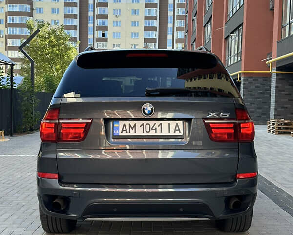 Сірий БМВ Х5, об'ємом двигуна 2.98 л та пробігом 290 тис. км за 11900 $, фото 13 на Automoto.ua