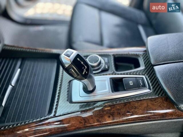 Серый БМВ Х5, объемом двигателя 2.98 л и пробегом 255 тыс. км за 15000 $, фото 14 на Automoto.ua