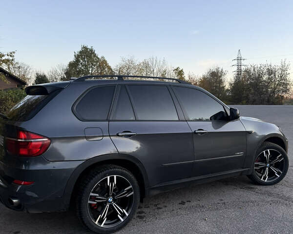 Сірий БМВ Х5, об'ємом двигуна 3 л та пробігом 166 тис. км за 15300 $, фото 6 на Automoto.ua