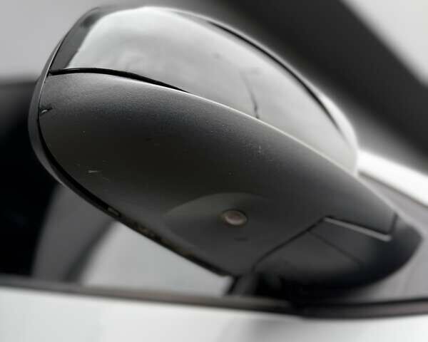 Сірий БМВ Х5, об'ємом двигуна 3 л та пробігом 303 тис. км за 16800 $, фото 31 на Automoto.ua