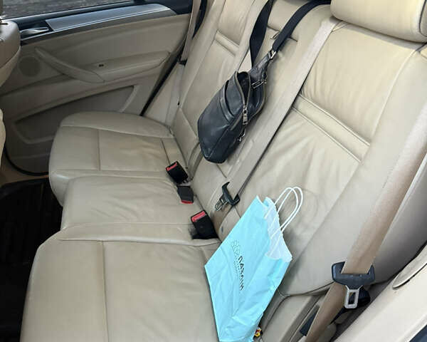 Сірий БМВ Х5, об'ємом двигуна 2.99 л та пробігом 166 тис. км за 19000 $, фото 12 на Automoto.ua