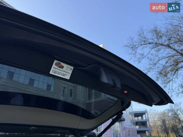 Серый БМВ Х5, объемом двигателя 3 л и пробегом 297 тыс. км за 15700 $, фото 36 на Automoto.ua