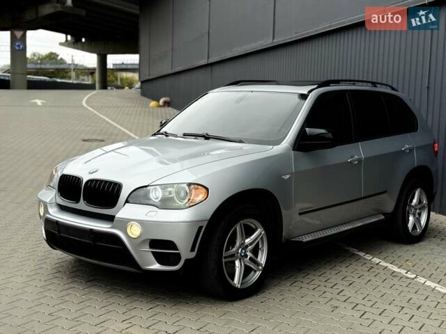 Сірий БМВ Х5, об'ємом двигуна 3 л та пробігом 303 тис. км за 16800 $, фото 9 на Automoto.ua