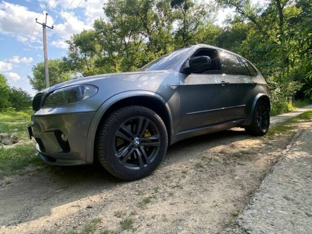Сірий БМВ Х5, об'ємом двигуна 4.4 л та пробігом 186 тис. км за 13500 $, фото 2 на Automoto.ua