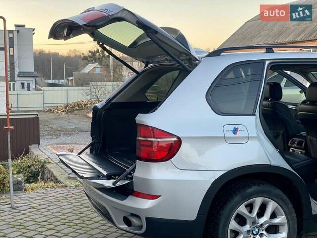 Серый БМВ Х5, объемом двигателя 2.98 л и пробегом 255 тыс. км за 15000 $, фото 6 на Automoto.ua