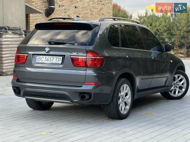 Серый БМВ Х5, объемом двигателя 2.98 л и пробегом 279 тыс. км за 10900 $, фото 6 на Automoto.ua