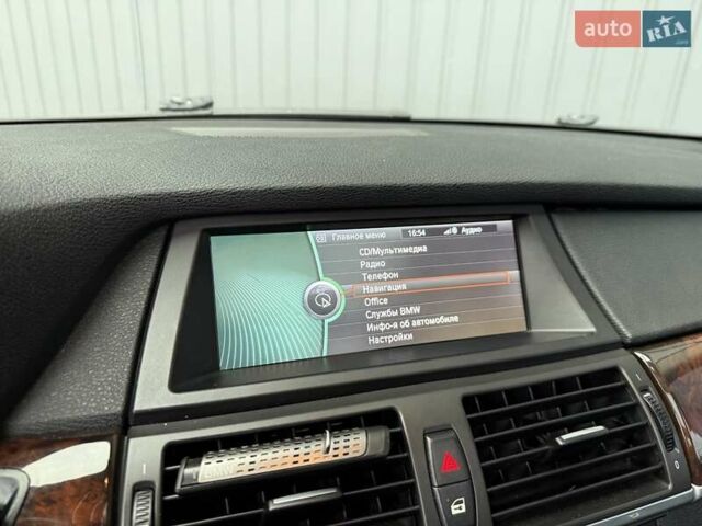 Сірий БМВ Х5, об'ємом двигуна 3 л та пробігом 303 тис. км за 16800 $, фото 19 на Automoto.ua