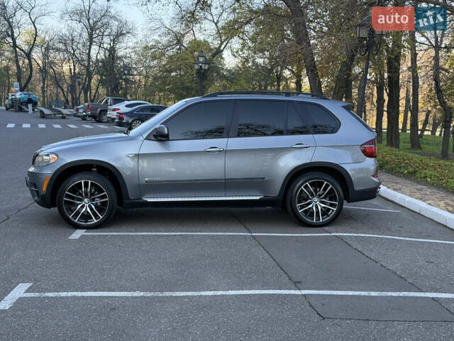 Серый БМВ Х5, объемом двигателя 3 л и пробегом 297 тыс. км за 15700 $, фото 5 на Automoto.ua