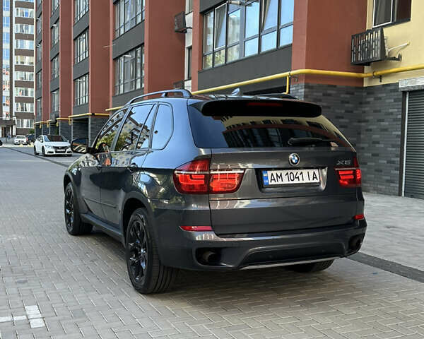 Сірий БМВ Х5, об'ємом двигуна 3 л та пробігом 292 тис. км за 11450 $, фото 8 на Automoto.ua