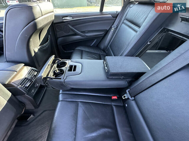 Сірий БМВ Х5, об'ємом двигуна 2.99 л та пробігом 189 тис. км за 17500 $, фото 63 на Automoto.ua