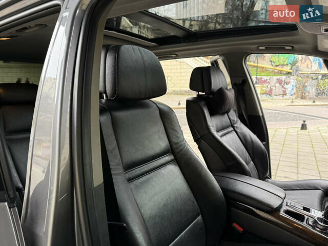 Сірий БМВ Х5, об'ємом двигуна 3 л та пробігом 297 тис. км за 14900 $, фото 26 на Automoto.ua