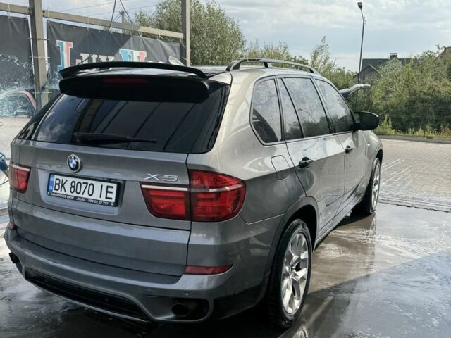 Серый БМВ Х5, объемом двигателя 3 л и пробегом 190 тыс. км за 16000 $, фото 6 на Automoto.ua