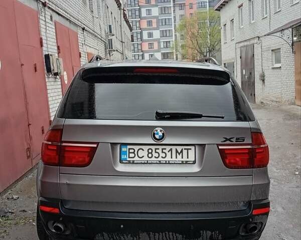Серый БМВ Х5, объемом двигателя 3 л и пробегом 330 тыс. км за 15000 $, фото 4 на Automoto.ua