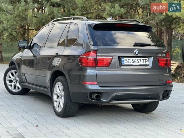 Серый БМВ Х5, объемом двигателя 2.98 л и пробегом 279 тыс. км за 10900 $, фото 8 на Automoto.ua