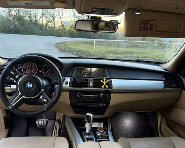 Сірий БМВ Х5, об'ємом двигуна 3 л та пробігом 166 тис. км за 15300 $, фото 12 на Automoto.ua