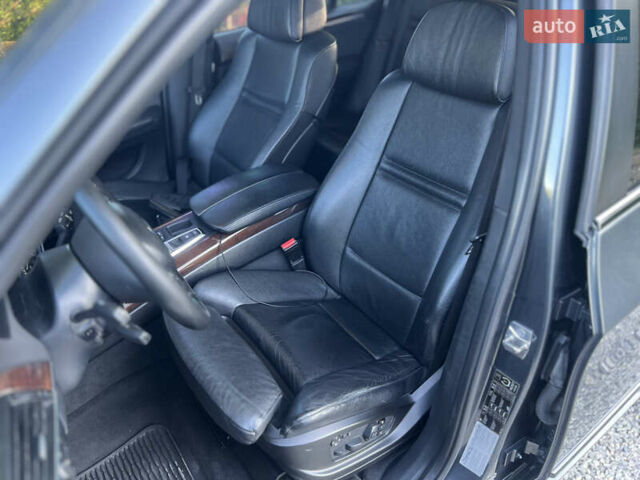 Серый БМВ Х5, объемом двигателя 3 л и пробегом 316 тыс. км за 17600 $, фото 27 на Automoto.ua