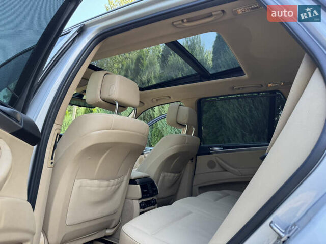 Сірий БМВ Х5, об'ємом двигуна 3 л та пробігом 281 тис. км за 14499 $, фото 67 на Automoto.ua