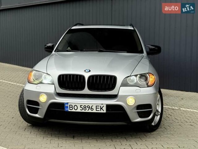 Сірий БМВ Х5, об'ємом двигуна 3 л та пробігом 303 тис. км за 16800 $, фото 2 на Automoto.ua