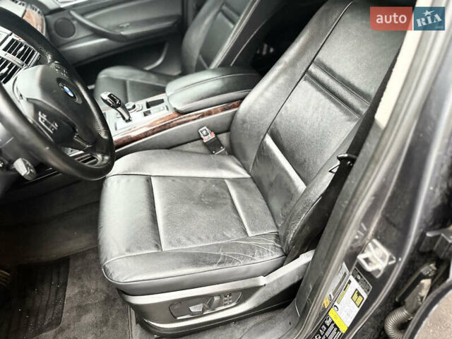 Сірий БМВ Х5, об'ємом двигуна 3 л та пробігом 292 тис. км за 11450 $, фото 29 на Automoto.ua