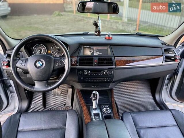 Серый БМВ Х5, объемом двигателя 2.98 л и пробегом 255 тыс. км за 15000 $, фото 48 на Automoto.ua