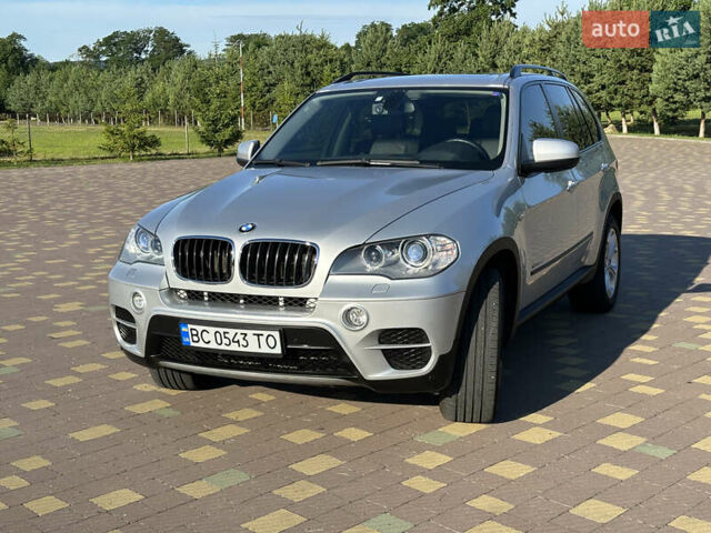 Сірий БМВ Х5, об'ємом двигуна 2.99 л та пробігом 189 тис. км за 17500 $, фото 2 на Automoto.ua