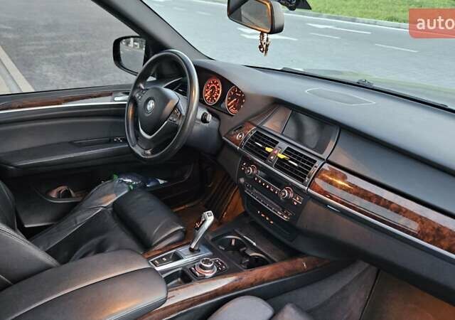 Серый БМВ Х5, объемом двигателя 3 л и пробегом 306 тыс. км за 12250 $, фото 22 на Automoto.ua