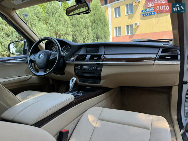 Сірий БМВ Х5, об'ємом двигуна 3 л та пробігом 281 тис. км за 14499 $, фото 56 на Automoto.ua