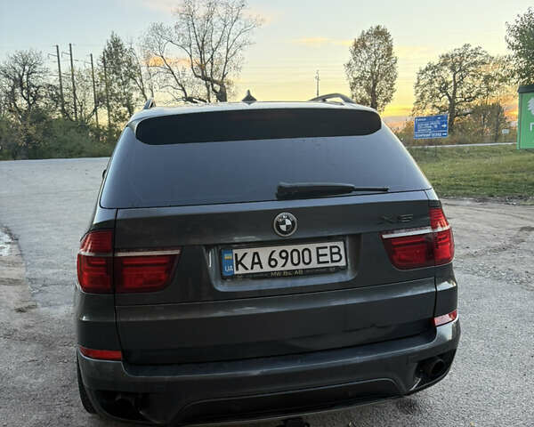 Сірий БМВ Х5, об'ємом двигуна 3 л та пробігом 166 тис. км за 15300 $, фото 4 на Automoto.ua